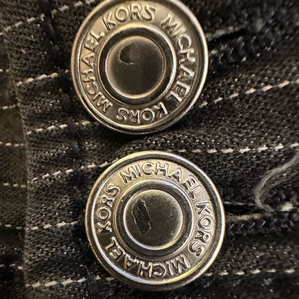 Michael Kors 🌟Petite Black Jeans Strpes Women SZ 8P - Picture 8 of 8